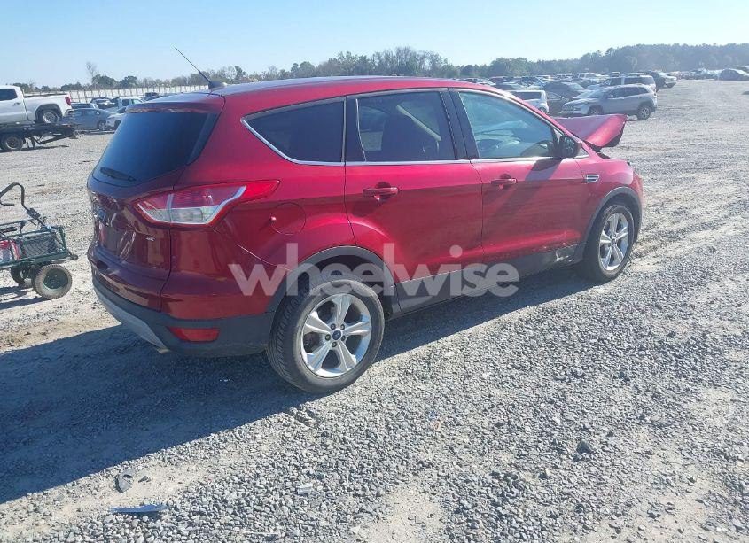 Photo 4 of 2015 Ford Escape SE (VIN 1FMCU0G78FUC19838)
