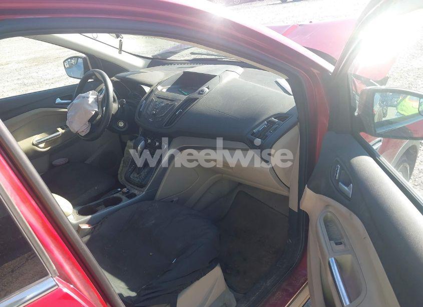 Photo 5 of 2015 Ford Escape SE (VIN 1FMCU0G78FUC19838)