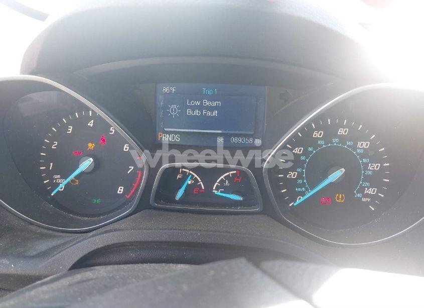 Photo 7 of 2015 Ford Escape SE (VIN 1FMCU0G78FUC19838)