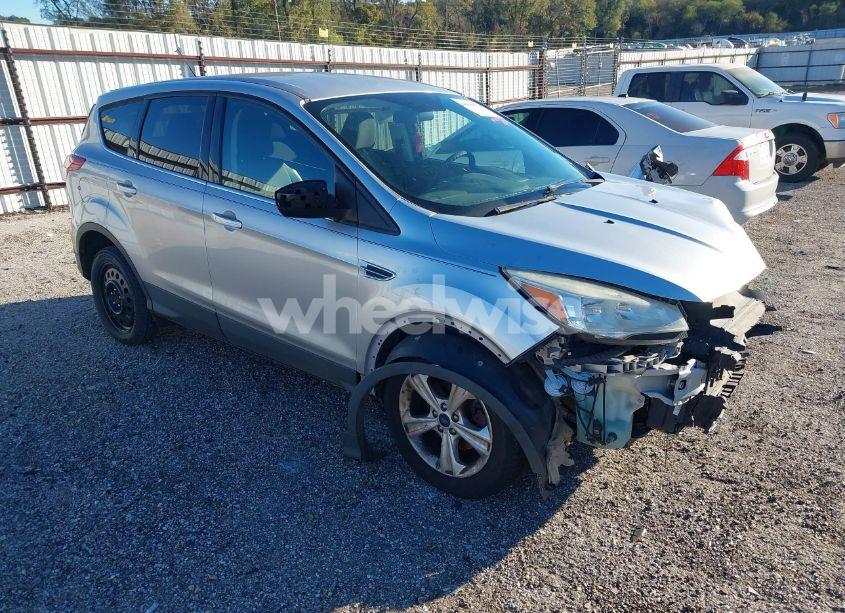 2015 Ford Escape SE (VIN 1FMCU0G78FUC35277) main photo