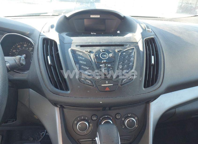 Photo 16 of 2015 Ford Escape SE (VIN 1FMCU0G78FUC35277)