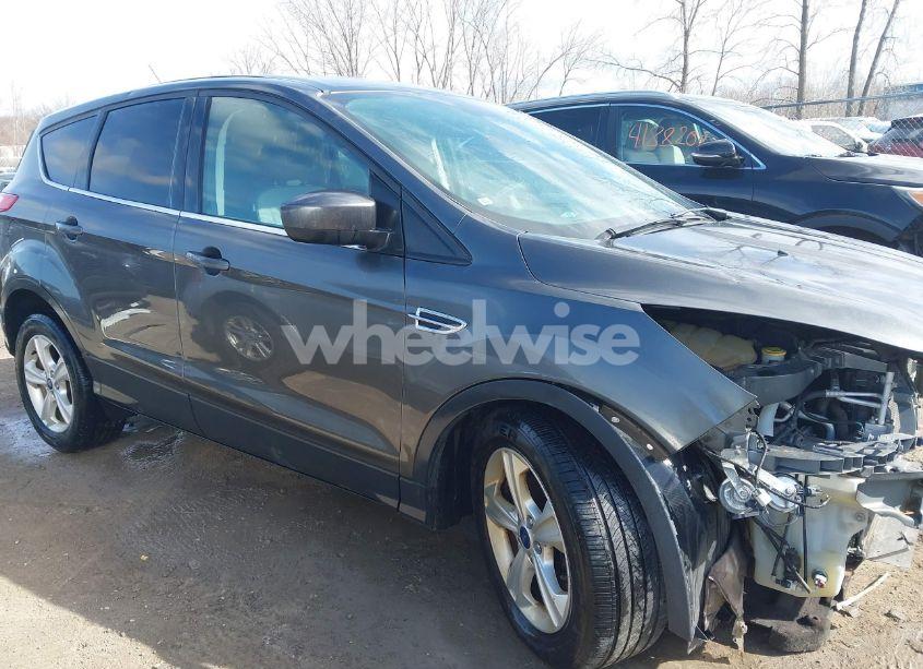 Photo 14 of 2016 Ford Escape SE (VIN 1FMCU0G78GUA20032)