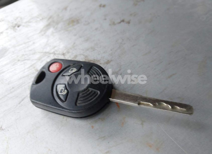 Photo 11 of 2016 Ford Escape SE (VIN 1FMCU0G78GUA25540)