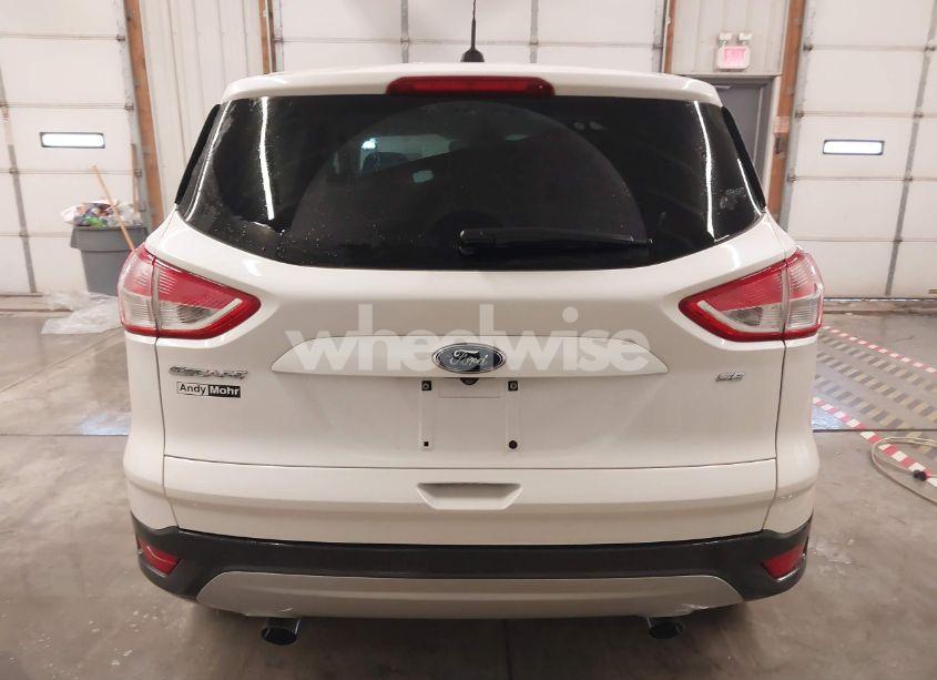 Photo 17 of 2016 Ford Escape SE (VIN 1FMCU0G78GUA25540)