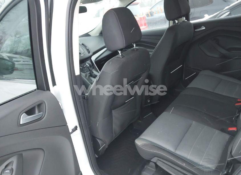 Photo 8 of 2016 Ford Escape SE (VIN 1FMCU0G78GUA25540)