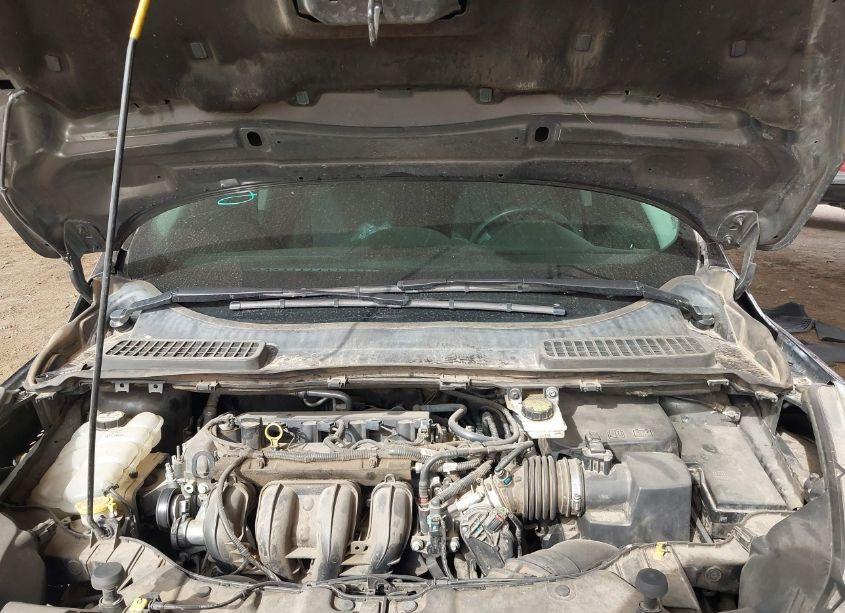 Photo 10 of 2016 Ford Escape SE (VIN 1FMCU0G78GUA76357)