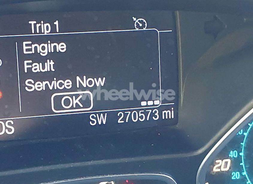 Photo 15 of 2016 Ford Escape SE (VIN 1FMCU0G78GUB66060)