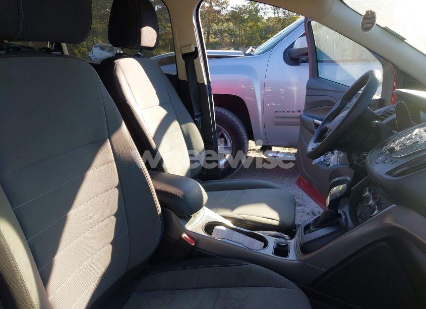 Photo 5 of 2016 Ford Escape SE (VIN 1FMCU0G78GUB66060)