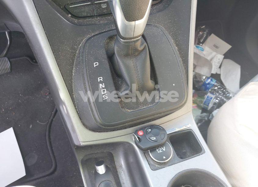 Photo 11 of 2016 Ford Escape SE (VIN 1FMCU0G78GUC43932)