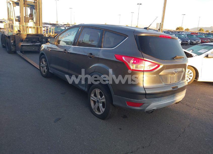 Photo 3 of 2016 Ford Escape SE (VIN 1FMCU0G78GUC43932)