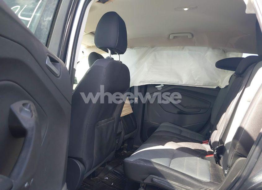 Photo 8 of 2016 Ford Escape SE (VIN 1FMCU0G78GUC43932)