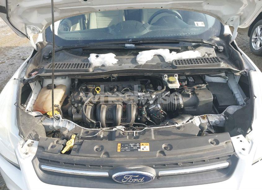 Photo 10 of 2015 Ford Escape SE (VIN 1FMCU0G79FUA64927)