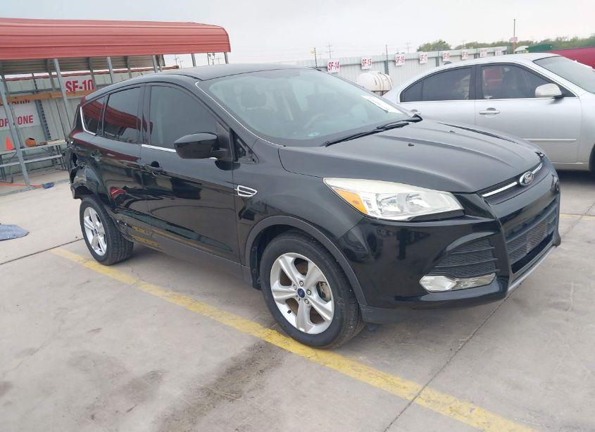 2015 Ford Escape SE (VIN 1FMCU0G79FUA90864) main photo