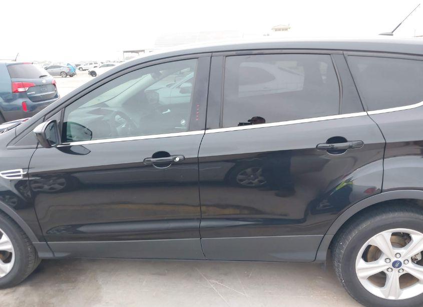 Photo 15 of 2015 Ford Escape SE (VIN 1FMCU0G79FUA90864)