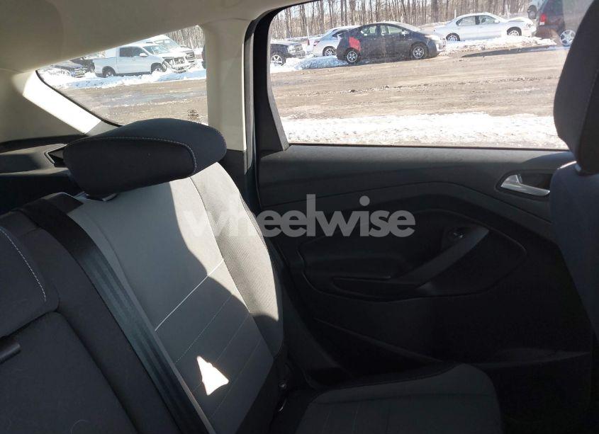 Photo 8 of 2015 Ford Escape SE (VIN 1FMCU0G79FUB54112)