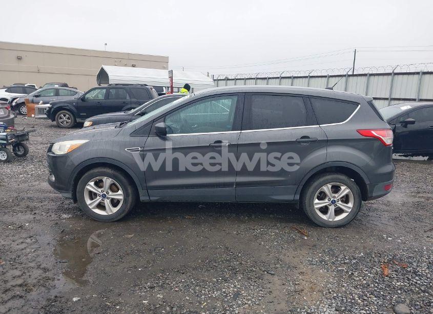 Photo 14 of 2015 Ford Escape SE (VIN 1FMCU0G79FUB88678)