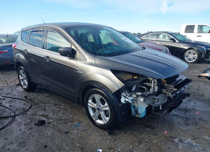 2015 Ford Escape SE (VIN 1FMCU0G79FUC73455) main photo