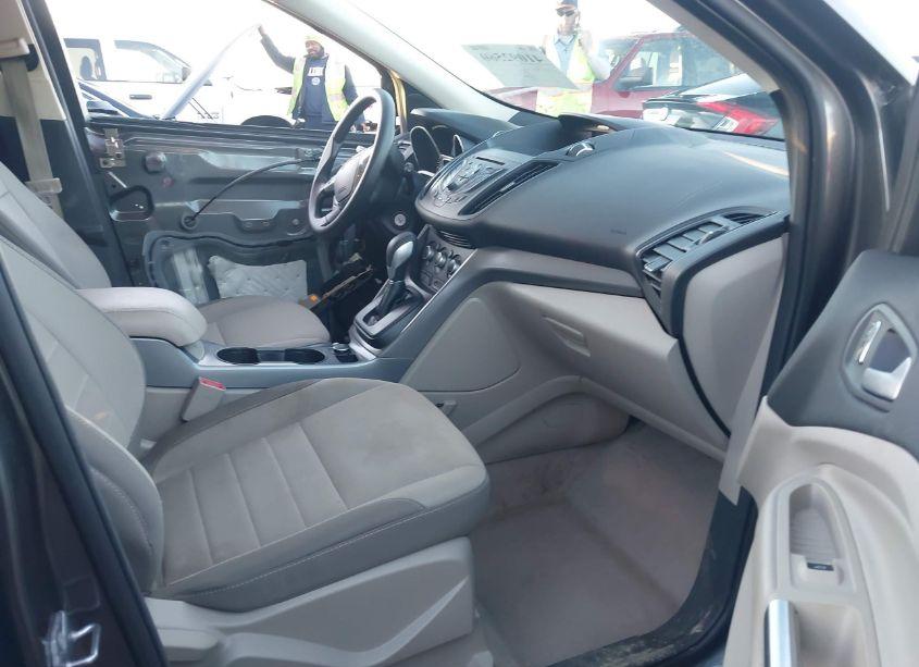 Photo 5 of 2015 Ford Escape SE (VIN 1FMCU0G79FUC73455)