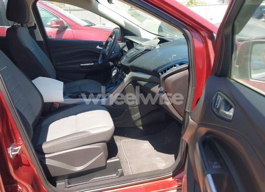 Photo 5 of 2015 Ford Escape SE (VIN 1FMCU0G79FUC75335)