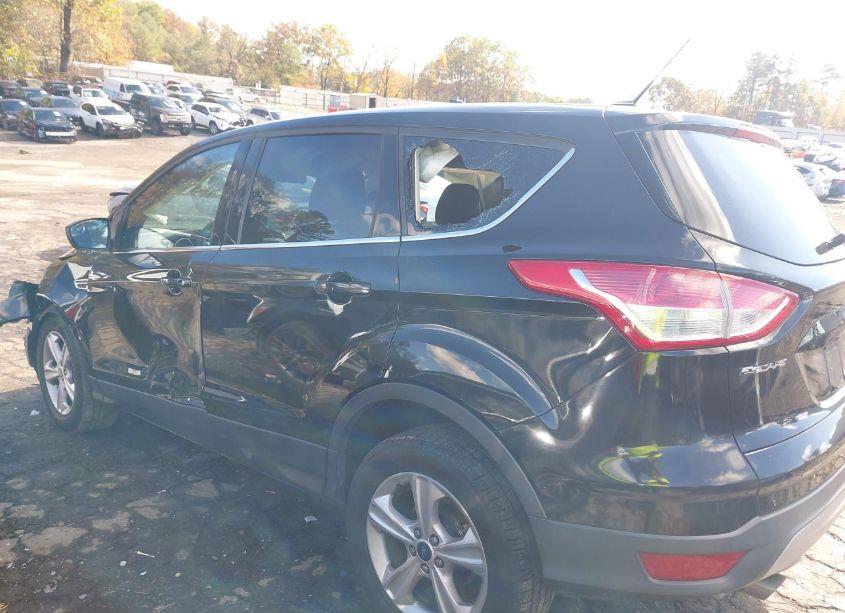 Photo 14 of 2015 Ford Escape SE (VIN 1FMCU0G7XFUA21309)
