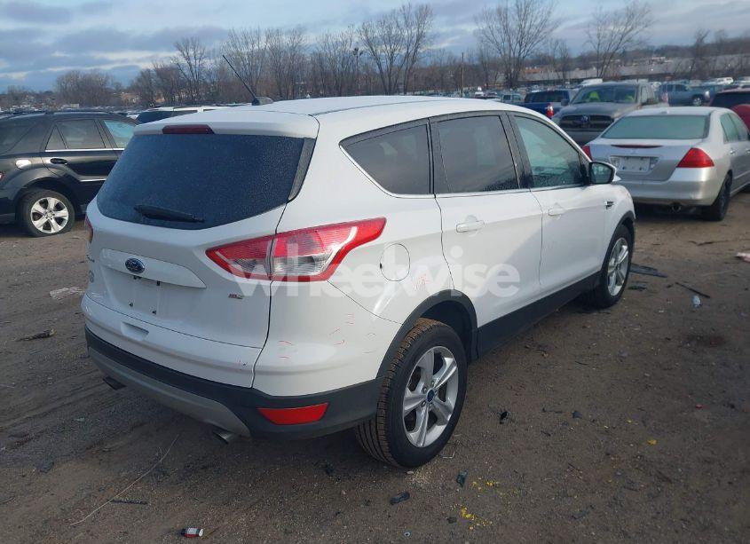 Photo 4 of 2015 Ford Escape SE (VIN 1FMCU0G7XFUA62569)