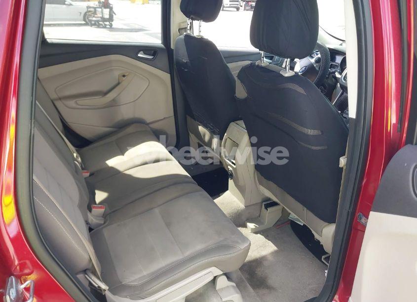 Photo 8 of 2015 Ford Escape SE (VIN 1FMCU0G7XFUA67108)