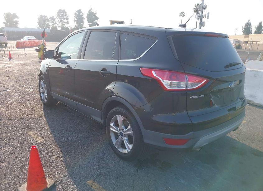 Photo 3 of 2015 Ford Escape SE (VIN 1FMCU0G7XFUB31275)