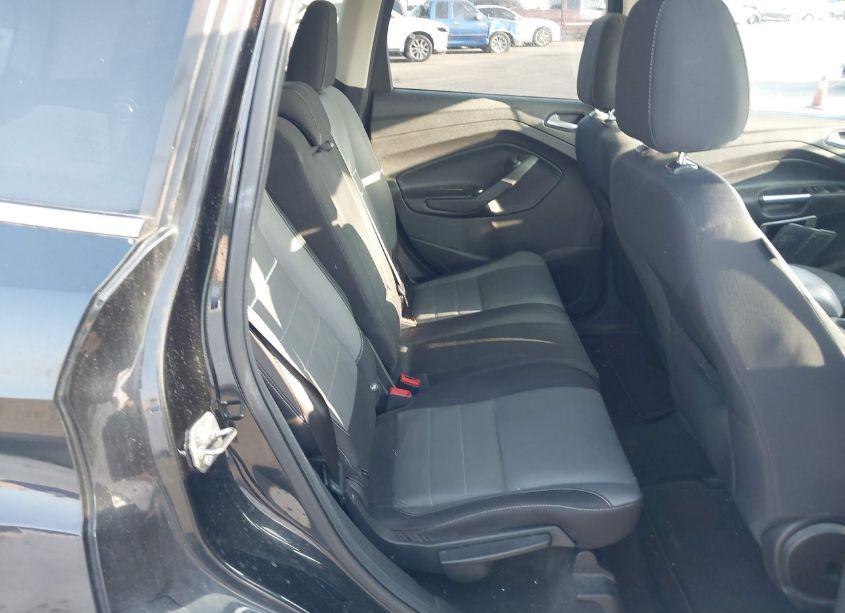 Photo 8 of 2015 Ford Escape SE (VIN 1FMCU0G7XFUB31275)
