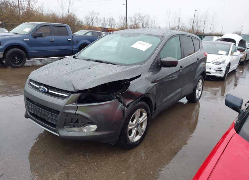 Photo 2 of 2015 Ford Escape SE (VIN 1FMCU0G7XFUB58881)
