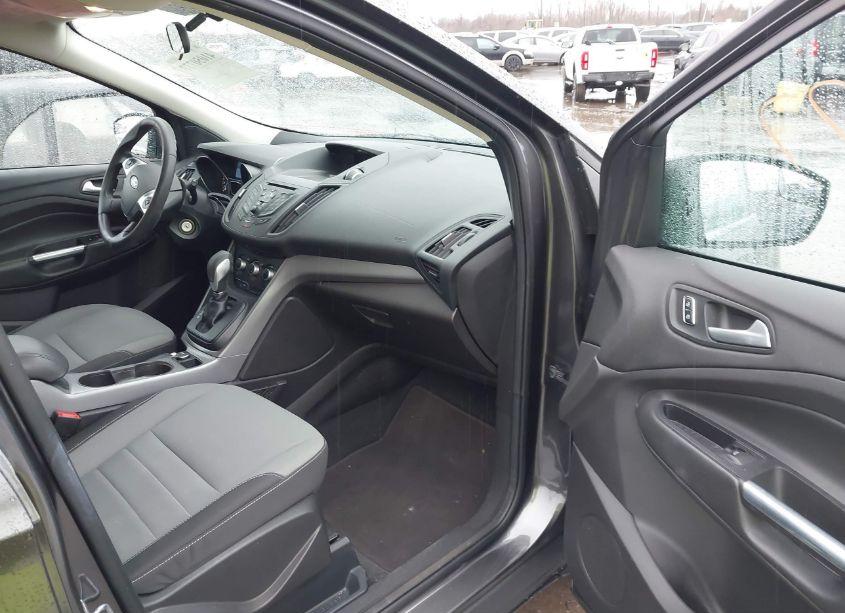 Photo 5 of 2015 Ford Escape SE (VIN 1FMCU0G7XFUB58881)
