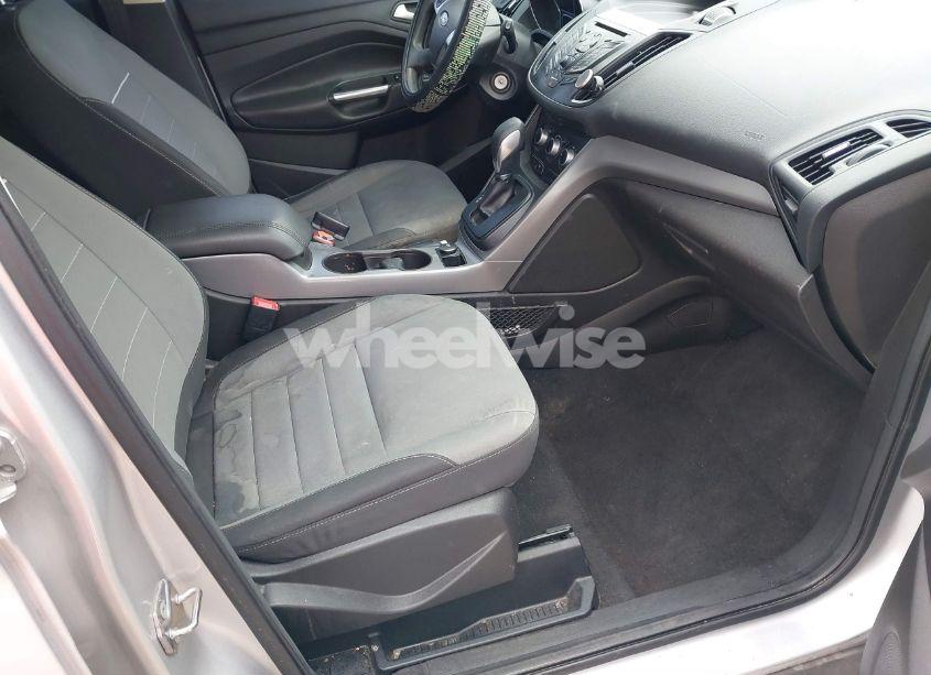 Photo 5 of 2015 Ford Escape SE (VIN 1FMCU0G7XFUC12941)