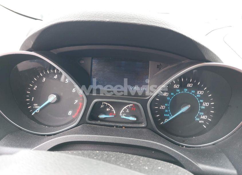 Photo 7 of 2015 Ford Escape SE (VIN 1FMCU0G7XFUC12941)