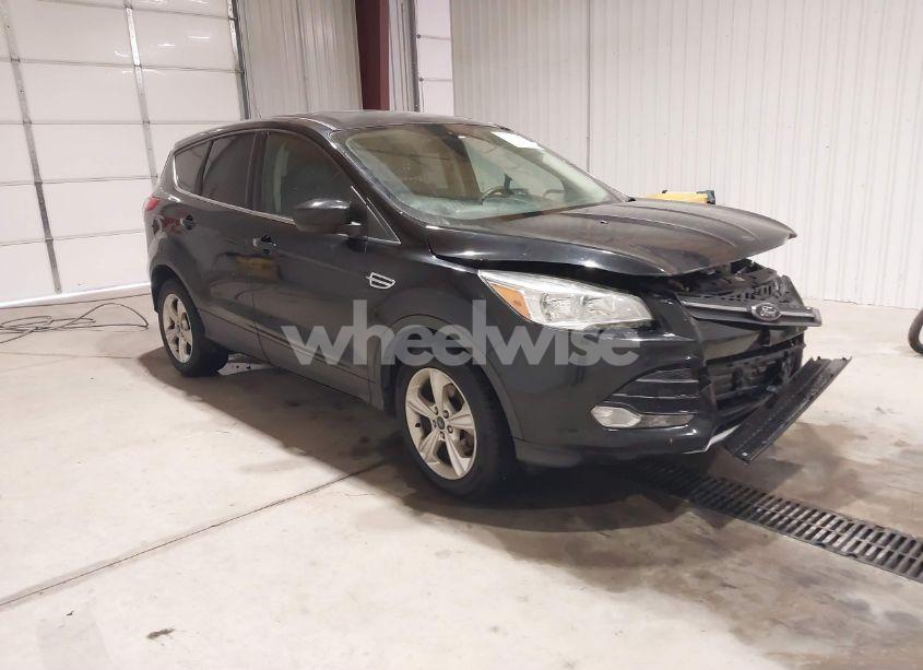 2016 Ford Escape SE (VIN 1FMCU0G7XGUA28391) main photo