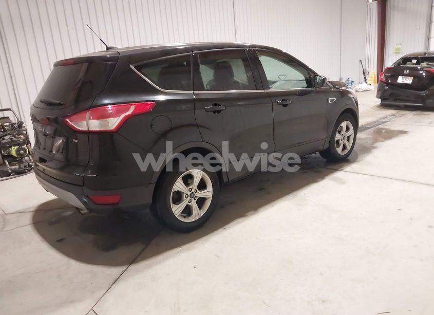 Photo 4 of 2016 Ford Escape SE (VIN 1FMCU0G7XGUA28391)