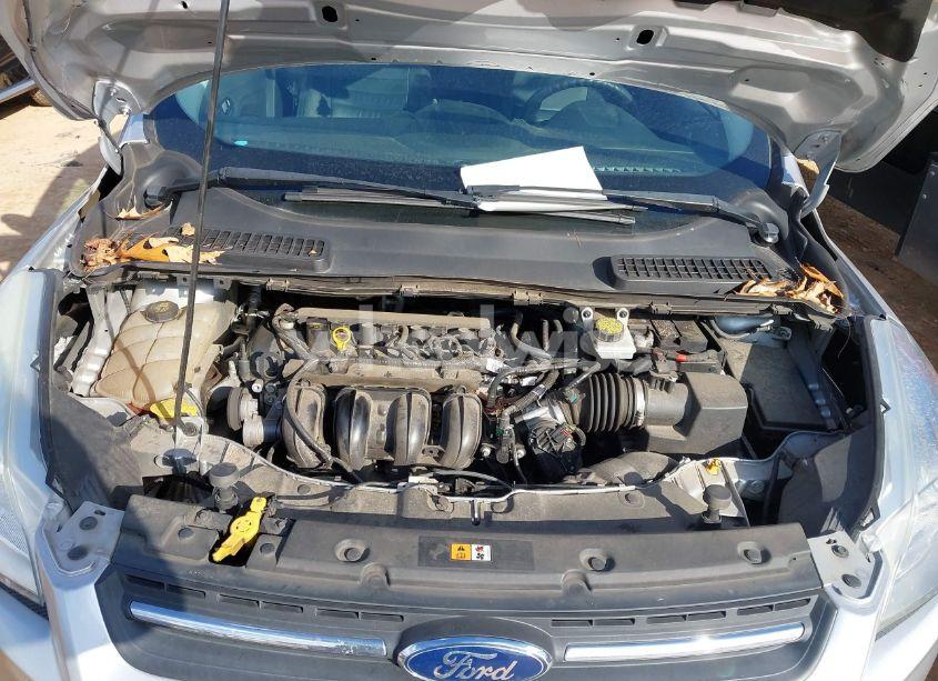 Photo 10 of 2016 Ford Escape SE (VIN 1FMCU0G7XGUB87914)