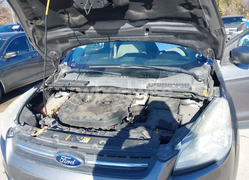 Photo 10 of 2013 Ford Escape SE (VIN 1FMCU0G90DUB43711)