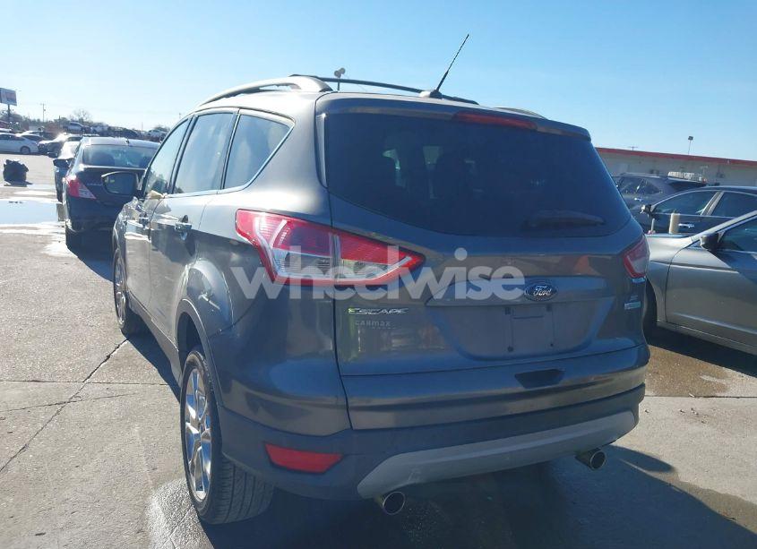 Photo 3 of 2013 Ford Escape SE (VIN 1FMCU0G90DUB43711)