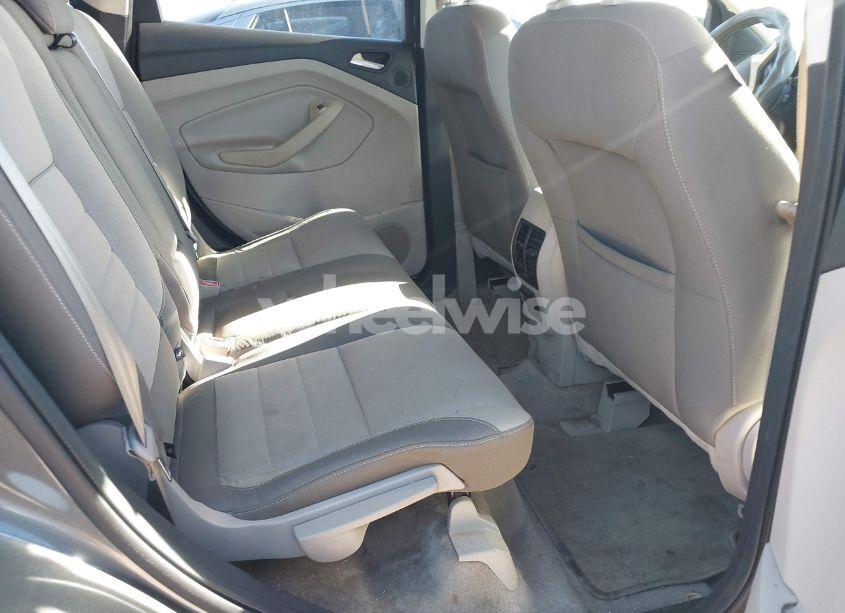 Photo 8 of 2013 Ford Escape SE (VIN 1FMCU0G90DUB43711)