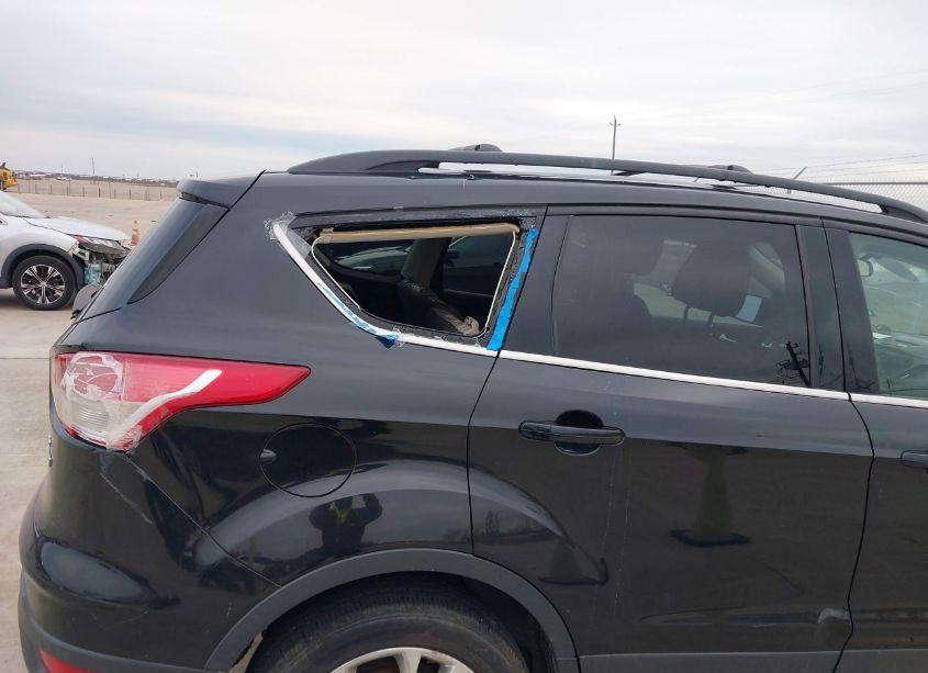 Photo 6 of 2013 Ford Escape SE (VIN 1FMCU0G90DUB70200)