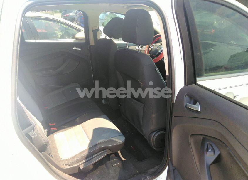 Photo 8 of 2013 Ford Escape SE (VIN 1FMCU0G90DUC12784)