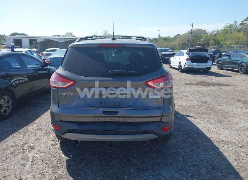 Photo 16 of 2013 Ford Escape SE (VIN 1FMCU0G90DUD15364)