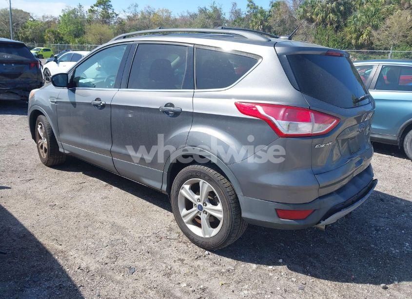 Photo 3 of 2013 Ford Escape SE (VIN 1FMCU0G90DUD15364)