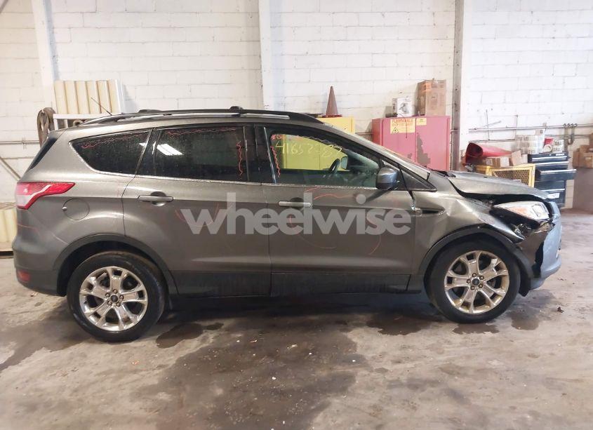 Photo 13 of 2013 Ford Escape SE (VIN 1FMCU0G90DUD49580)