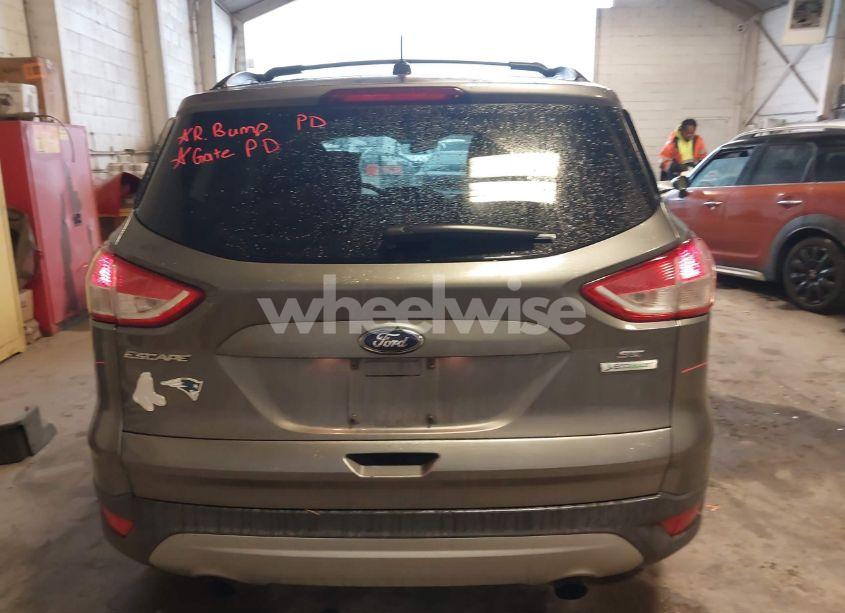 Photo 16 of 2013 Ford Escape SE (VIN 1FMCU0G90DUD49580)