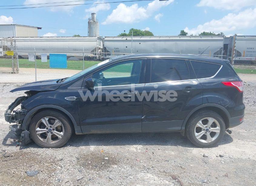 Photo 14 of 2015 Ford Escape SE (VIN 1FMCU0G90FUA44700)