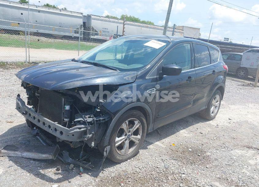 Photo 2 of 2015 Ford Escape SE (VIN 1FMCU0G90FUA44700)