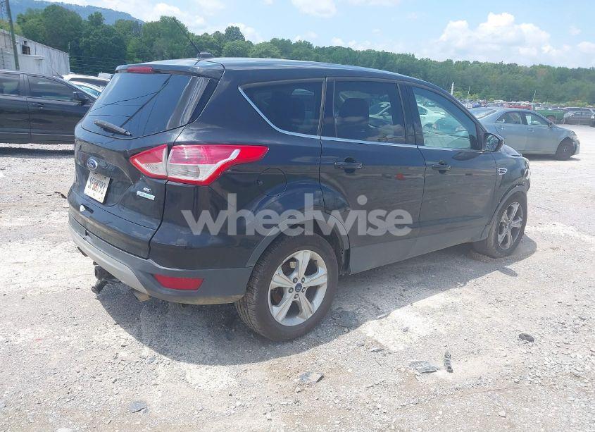 Photo 4 of 2015 Ford Escape SE (VIN 1FMCU0G90FUA44700)