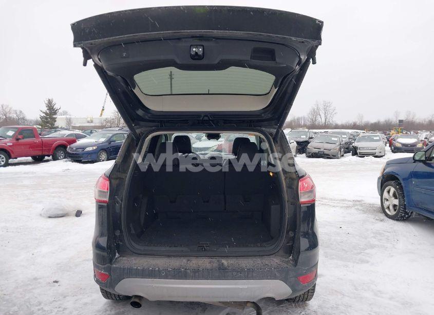 Photo 16 of 2015 Ford Escape SE (VIN 1FMCU0G90FUB38382)