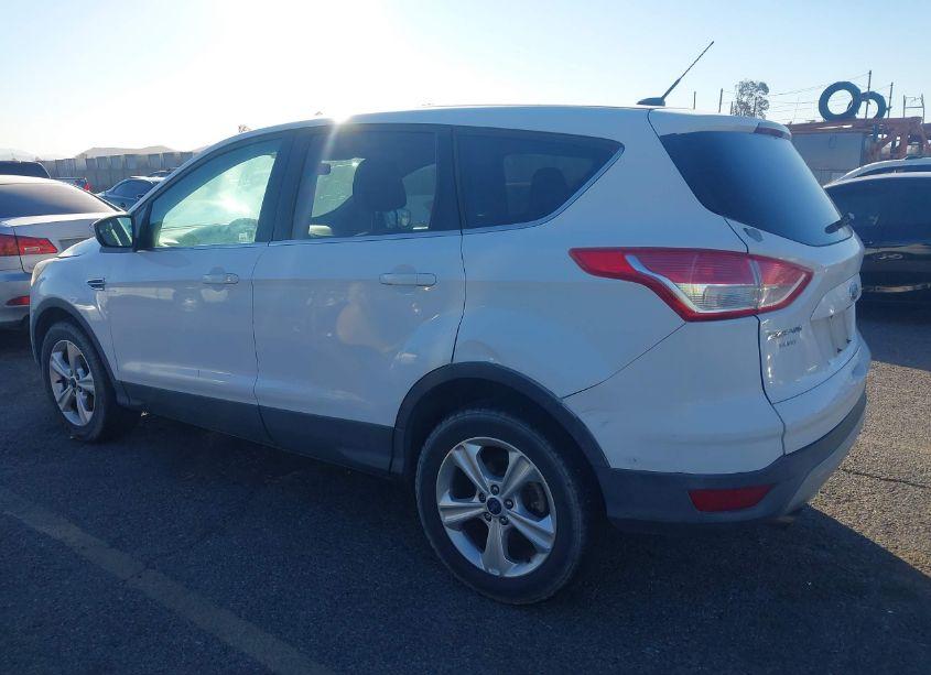 Photo 3 of 2015 Ford Escape SE (VIN 1FMCU0G90FUC07703)