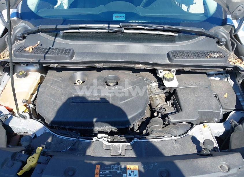 Photo 10 of 2016 Ford Escape SE (VIN 1FMCU0G90GUA32256)